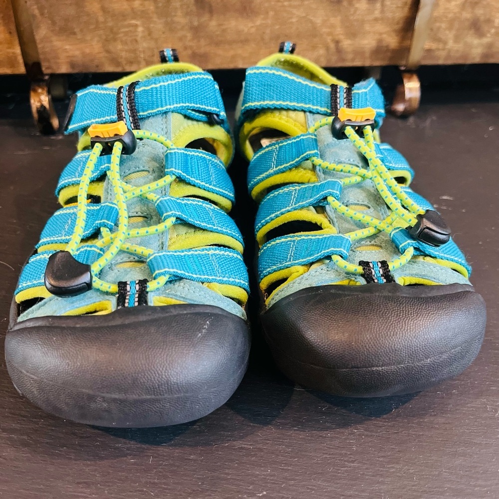 Keen Kids Blue and Green Outdoor Sandals - Picture 2 of 8